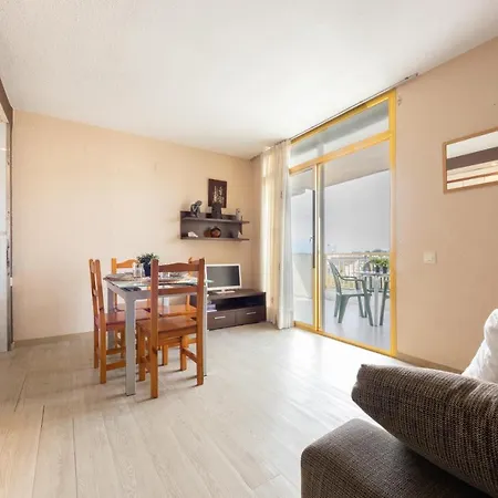 Homes & Go Cat 92 Bloq Iii-2 Apartment